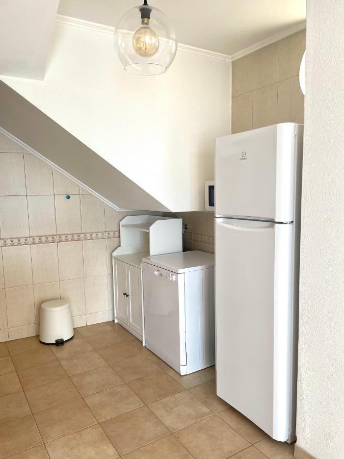 A Casa Dos Amigos Apartment Sesimbra Bagian luar foto